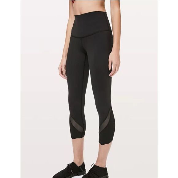 Lululemon Wunder Under Scallop Roll Down Leggings - Picture 3 of 9